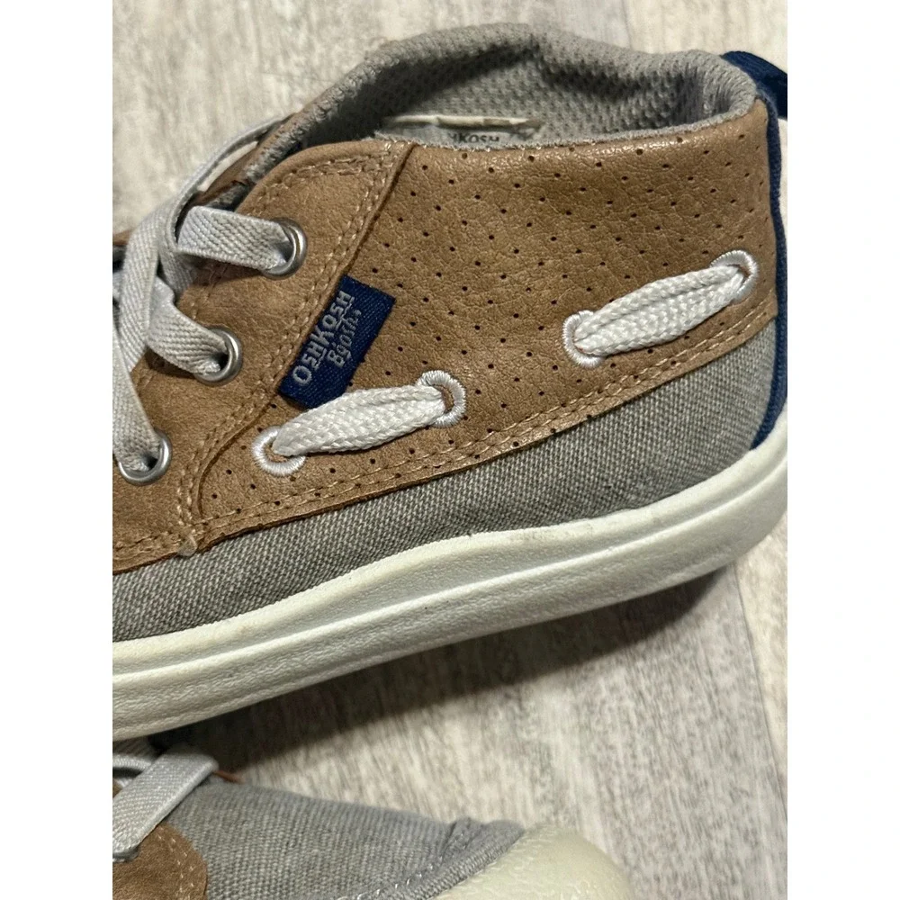 OshKosh B'gosh Lloyd Toddler Boys Grey Tan Boat Shoe Sneakers Size 9M OS21H05H‎